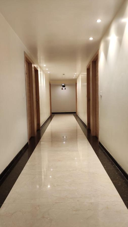 Hotel Poseidon Inn 勒克瑙 外观 照片
