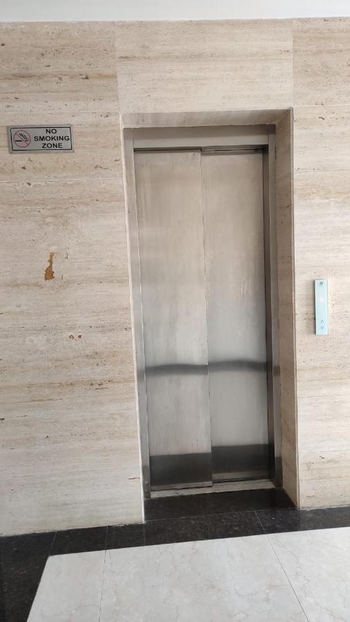 Hotel Poseidon Inn 勒克瑙 外观 照片